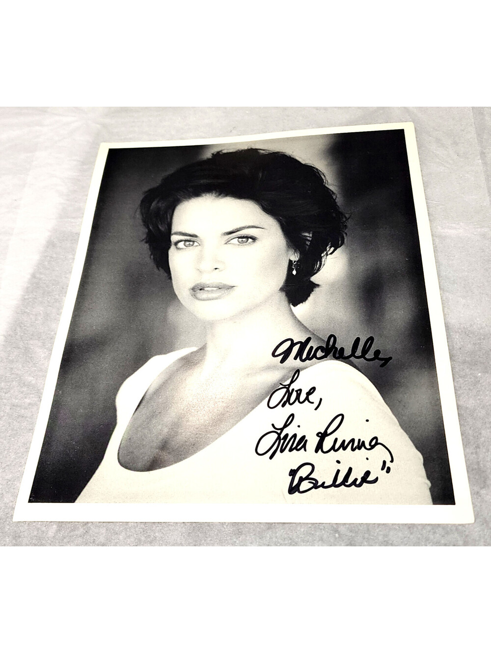 Lisa Rinna Signed Autographed 8x10 Photo Billie Reed Days of Our Lives RHOBH